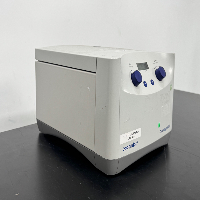 Eppendorf 5702 Centrifuge image 0